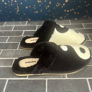 Ying Yang Cozy Slipper New